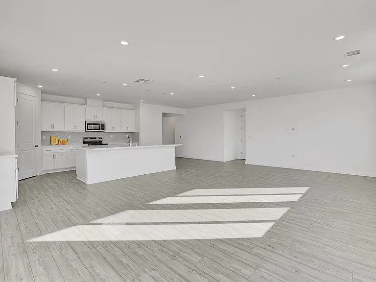 1745 Folger Way — Photo 3
