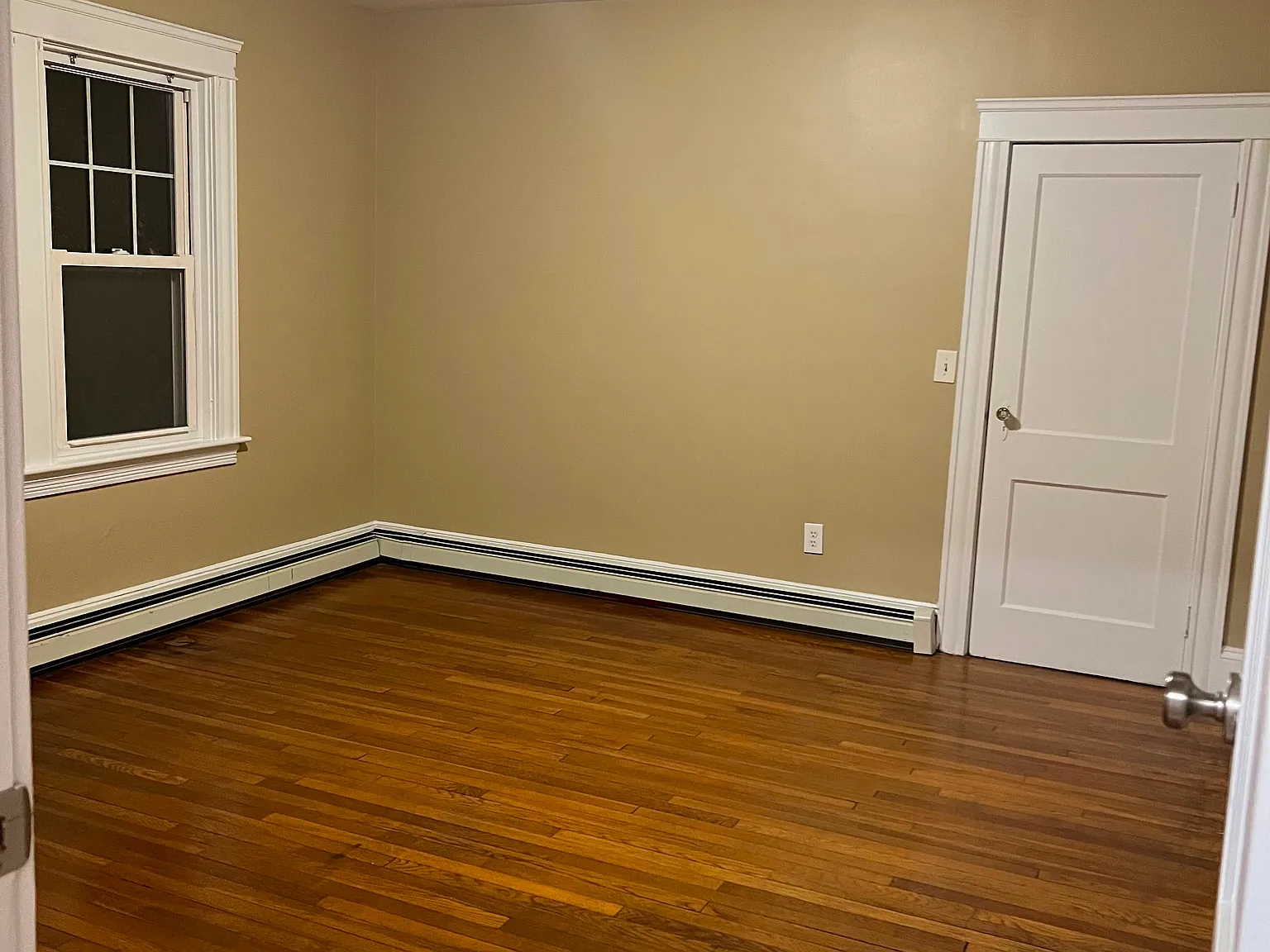 3 bed, $2,000 — Photo 3