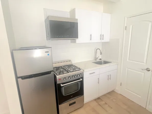 1444 15th St #8, Santa Monica, CA 90404