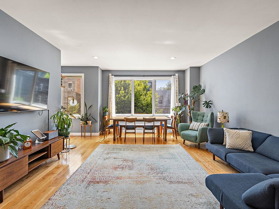 1st image of 28 Saint Pauls Ave #1