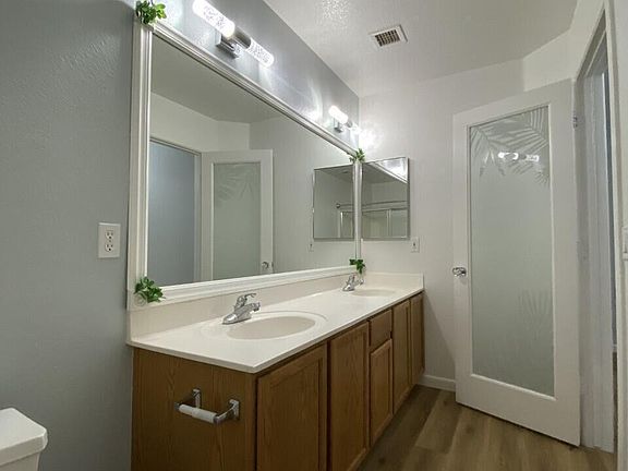 3rd image of 8937 W Lone Cactus Dr