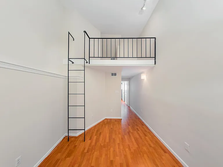 416 M St NW #B — Photo 10