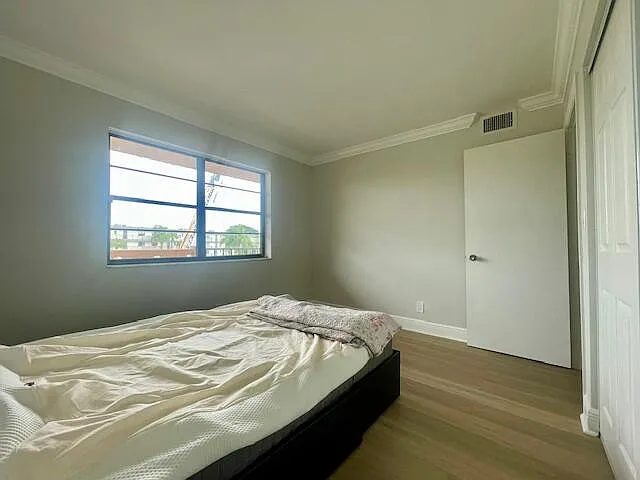 9370 SW 8th St #308 — Photo 2