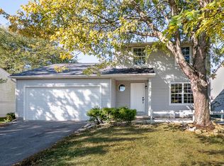 1275 Kriswood Ln, Columbus, OH 43228