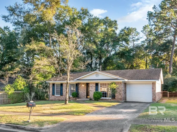 5517 Vanderbilt Dr N, Mobile, AL 36608