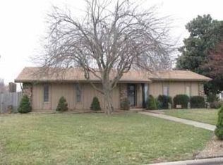 1908 E Swallow St, Springfield, MO 65804