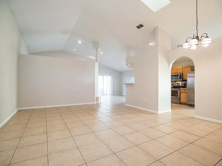 3833 Stonefield Dr — Photo 3