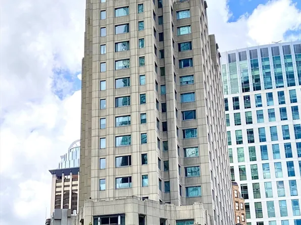 1 Huntington Ave APT 403, Boston, MA 02116