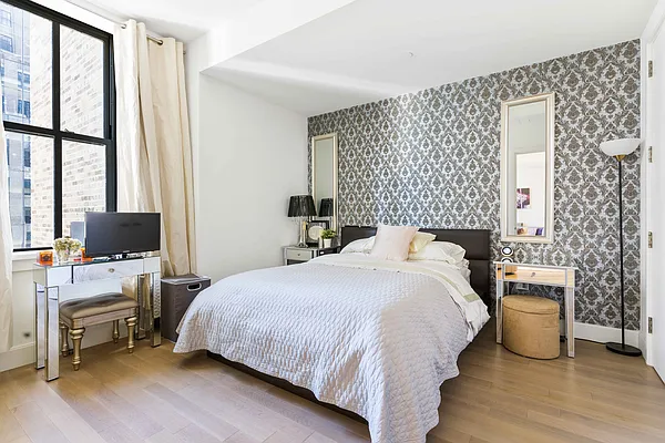 Sold by Compass | media 19