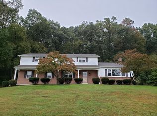 727 Kames Hill Rd, Columbia, PA 17512