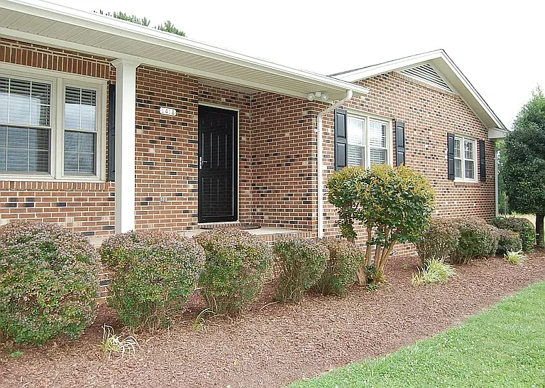 1418 Sherron Rd — Photo 11