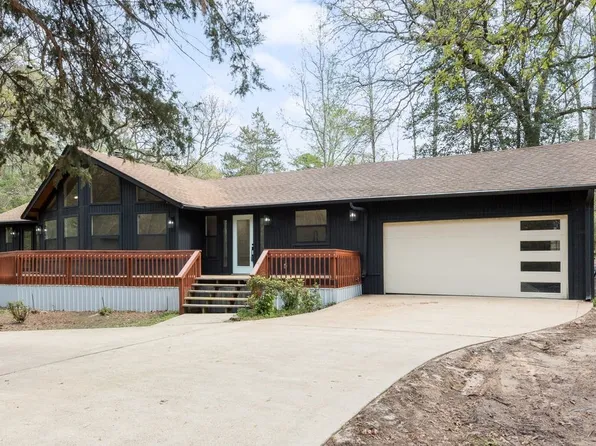 284 Pleasant Hill Ln, Holly Lake Ranch, TX 75765