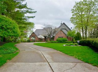 11415 Kayak Ct, Indianapolis, IN