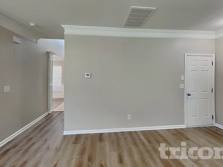 3101 Less Traveled Trl — Photo 2