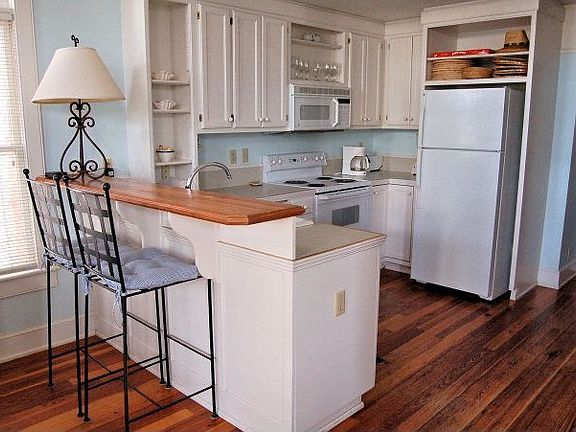 3rd image of 27 Coast Cottage Ln