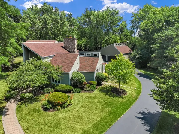 20785 N Meadows Ct, Kildeer, IL 60047