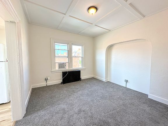 4th image of 156 Brownsville Rd Floor 2