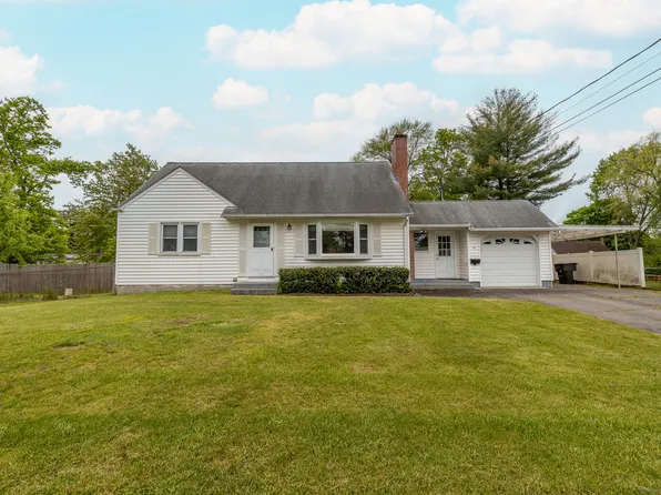 15 David Street, Enfield, CT 06082