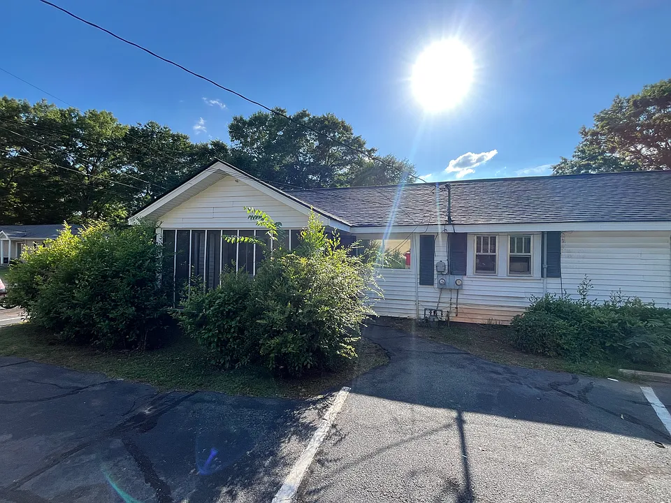 702 Elberta St #2