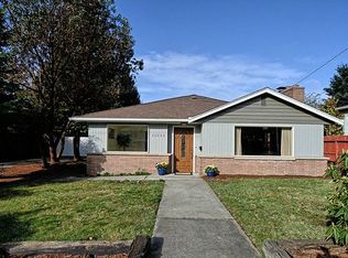 12033 Phinney Ave N, Seattle, WA 98133