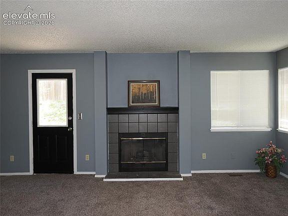 2nd image of 2635 Fredricksburg Dr