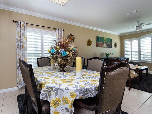 5th image of 9408 Royal Vista Ave