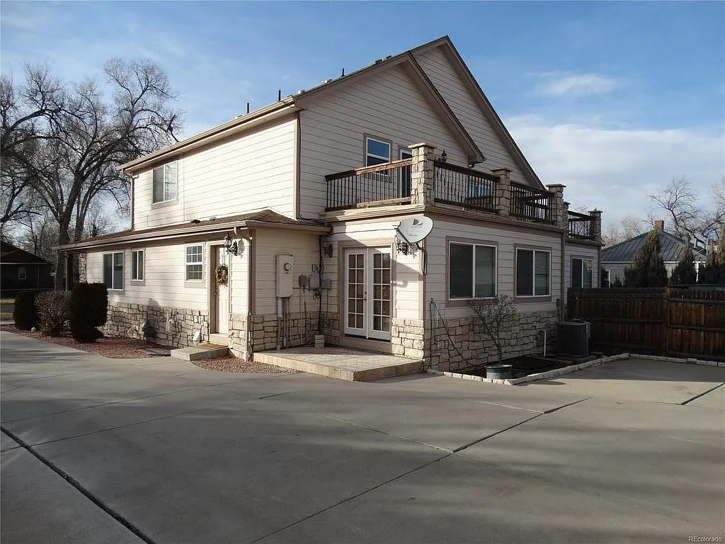 820 Depew St — Photo 3