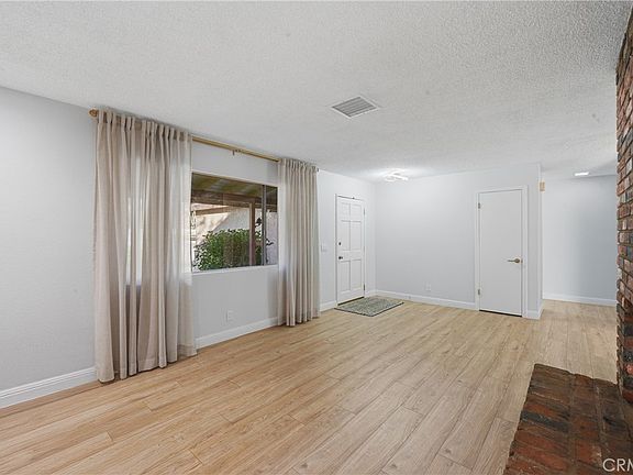 4th image of 6255 Mitchell Ave
