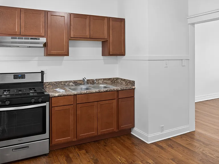 153 N Mason Ave #2W — Photo 11