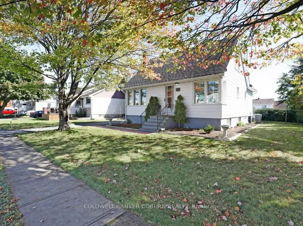12 Maple Ave, South Dundas, ON K0E 1K0