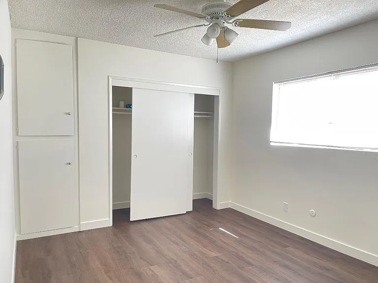 2412 W Grand Ave #BB — Photo 6