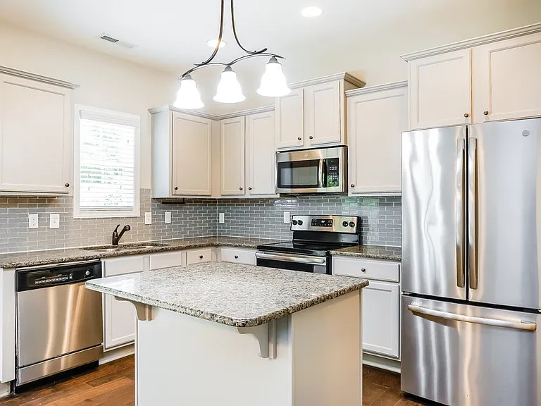 244 E Webber Ln — Photo 8