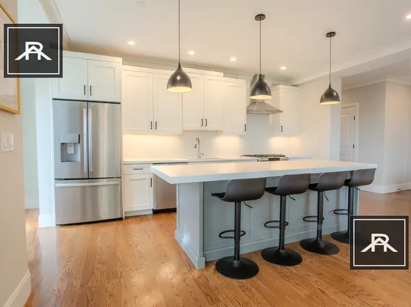 24 Selkirk Rd #4, Boston, MA 02135
