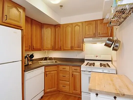 Sold by Corcoran | media 2