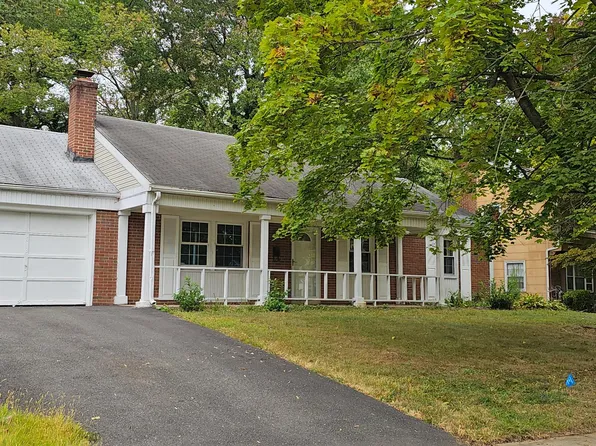 103 Eastbrook Ln, Willingboro, NJ 08046