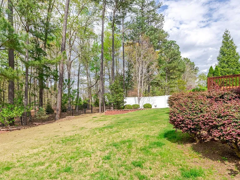 2041 Jadewood Dr — Photo 66
