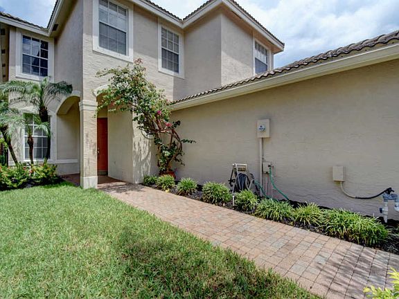 3rd image of 5053 Starblaze Dr