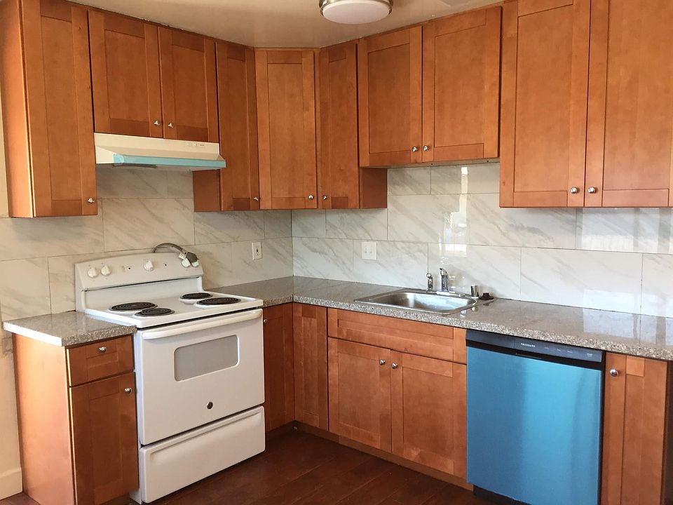 1st image of 1070 Clyde Ave #4