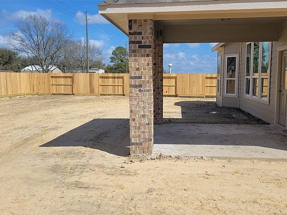 4th image of 11110 Youngquist Dr