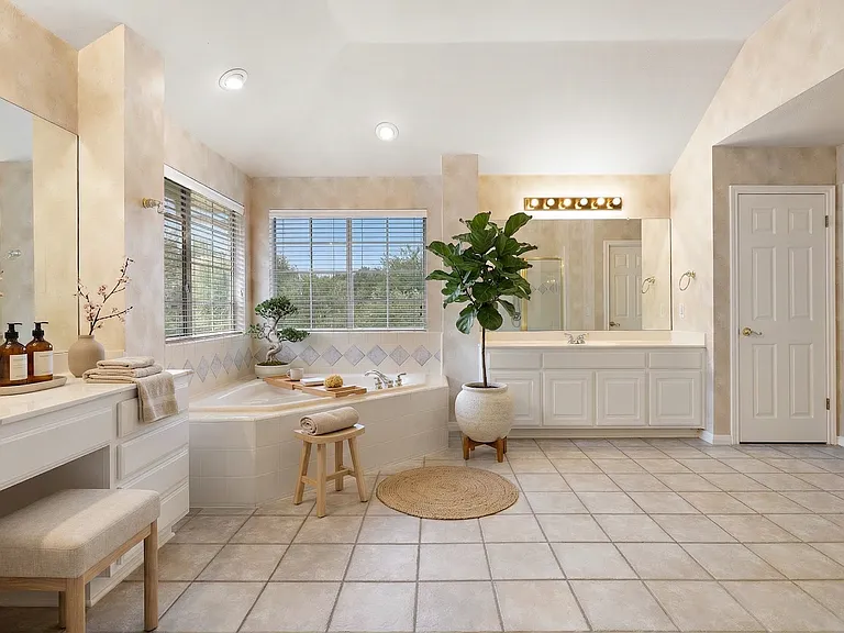 10707 Bramblecrest Dr — Photo 18