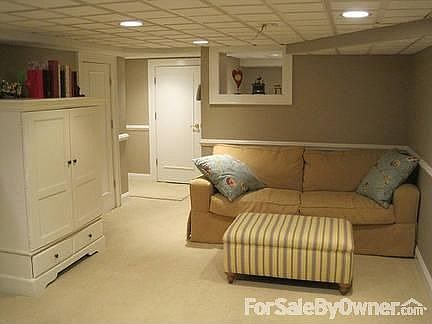 Finished Basement
						:
						Finished and waterproofed basement with powder room and laundry room.