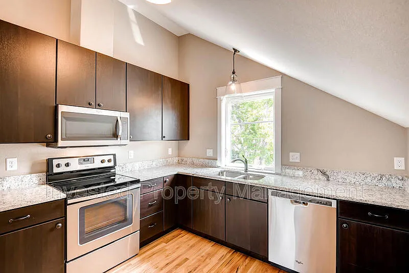 Building Photo - 2822 N Josephine St
