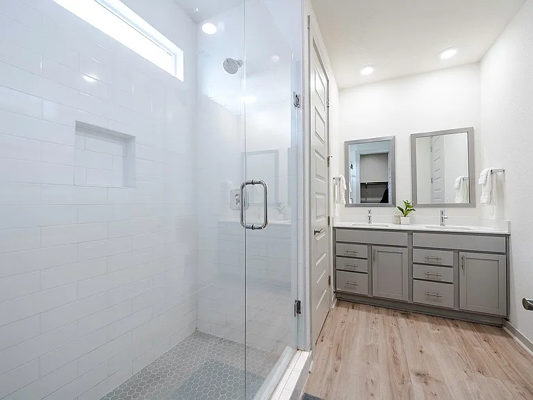 900 Balsora Cv — Photo 16