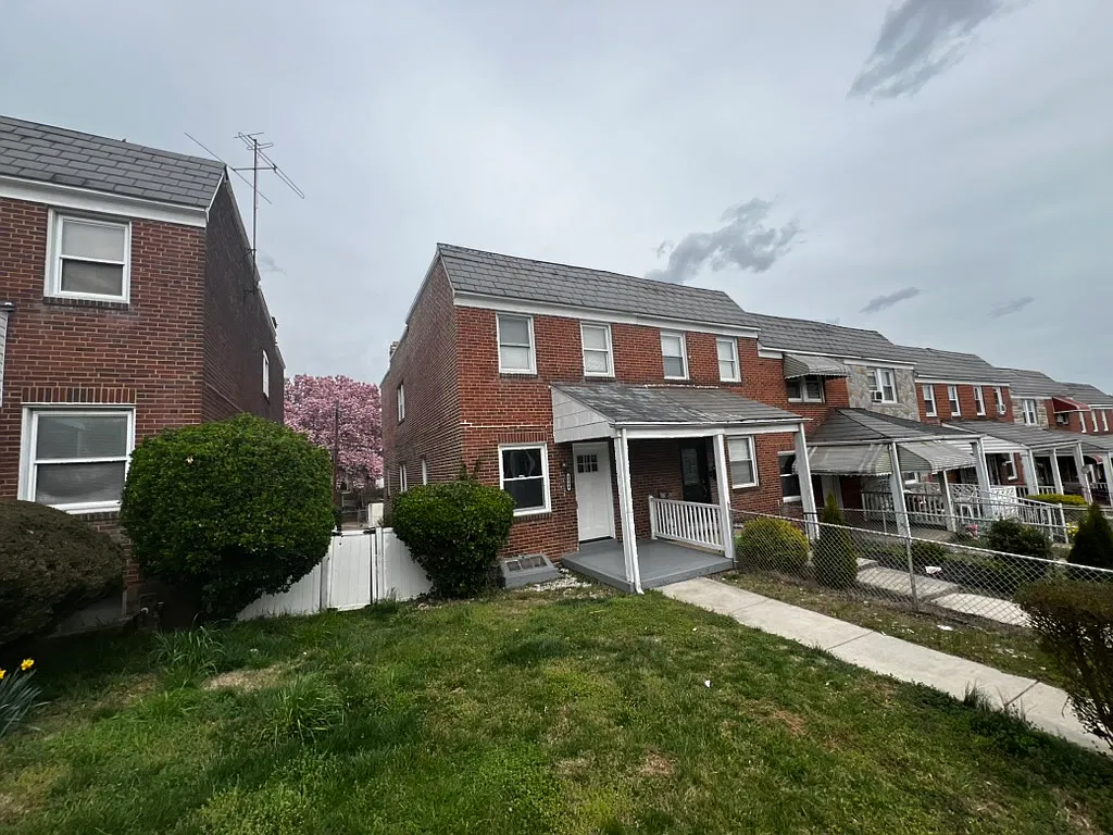 2 bed, 1260 sqft, $1,850 — Photo 2