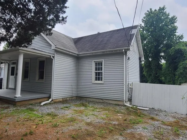 5017 Quincy St, Bladensburg, MD 20710