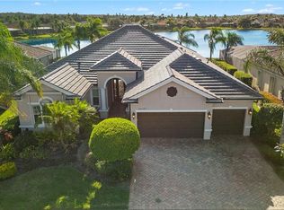 10137 Salisbury Ct, Fort Myers, FL 33913