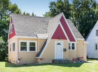 269 18th St NW, Cedar Rapids, IA 52405
