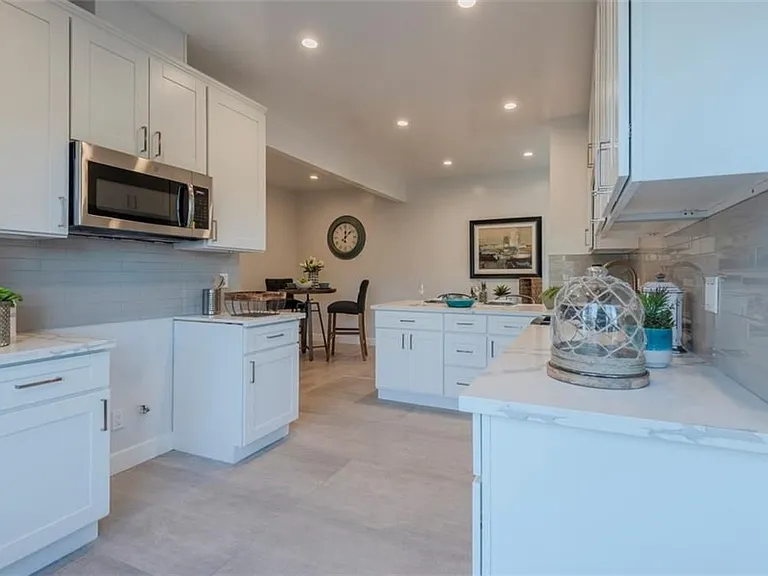 4500 W 16th Pl — Photo 8