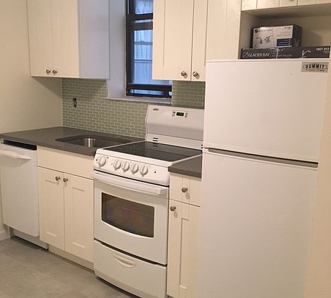 3rd image of 405 E 90th St APT 3A