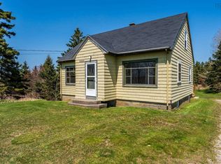 6000 Highway 1, Mavillette, NS B0W 2Z0